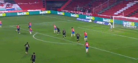 35岁梅西再创欧冠历史!成五大联赛首位两双先生