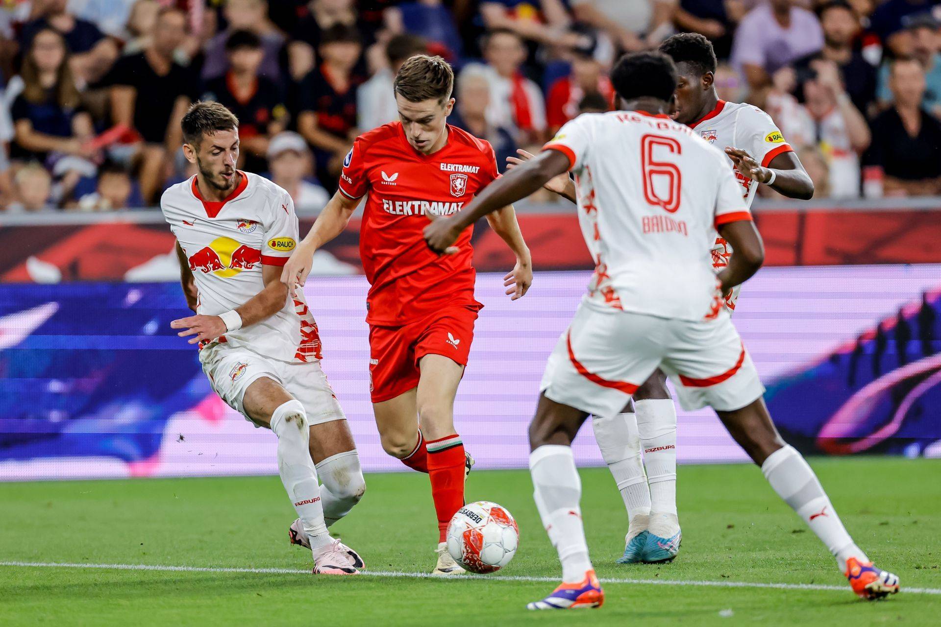 到更多细节 到更多细节