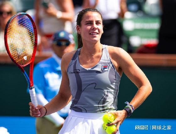 一家新兴的 一家新兴的