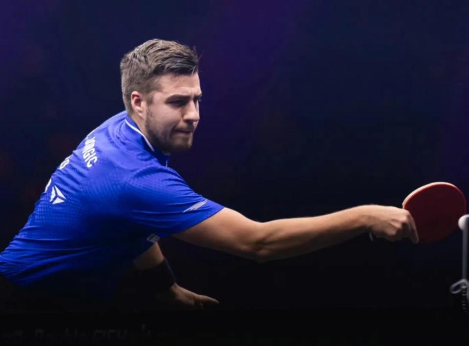 都发生了显 都发生了显