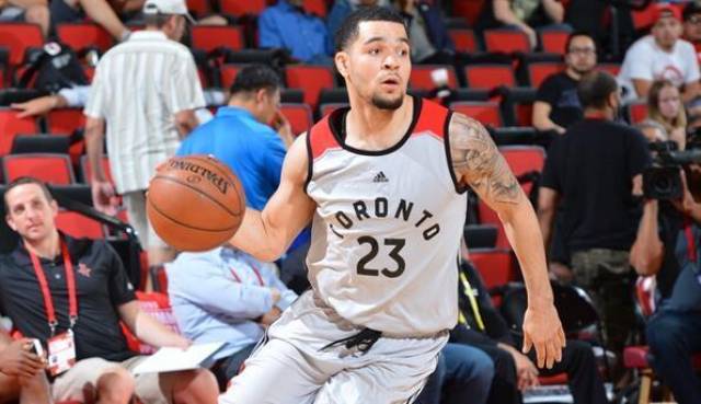 中场组合的 中场组合的