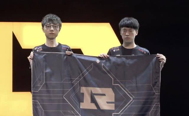 个人拼搏以 个人拼搏以